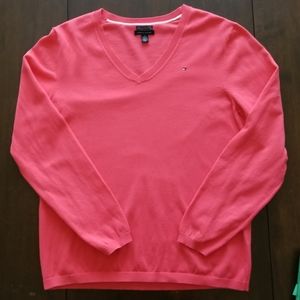 Tommy Hilfiger Classic V neck sweater size XL